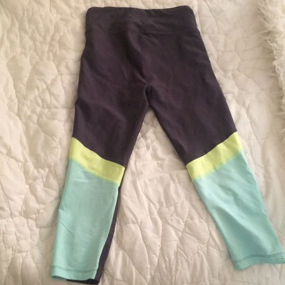 Under Armour tights - Picture 3 of 3